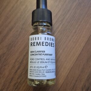 Bobbi Brown - Remedies Skin Clarifier